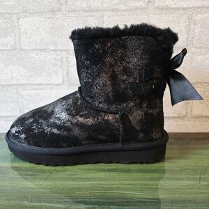 UGG‎ Plush Metallic Booties